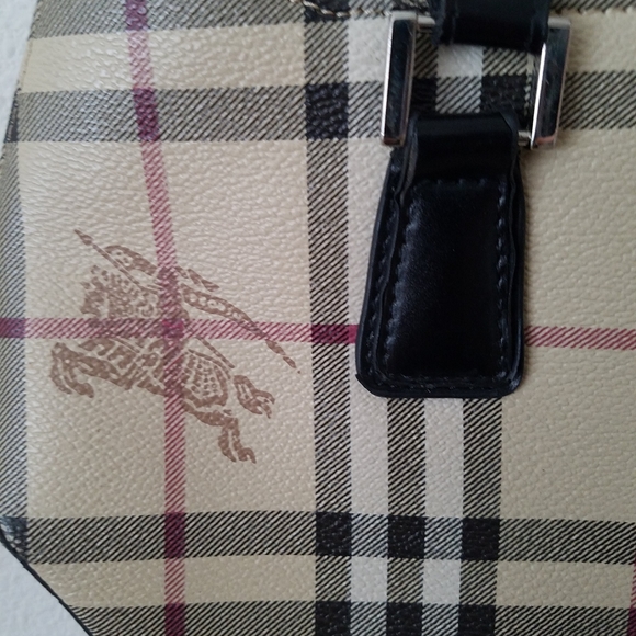 Women's Fashion Handbag/ Shoulder bag - Picture 4 of 10